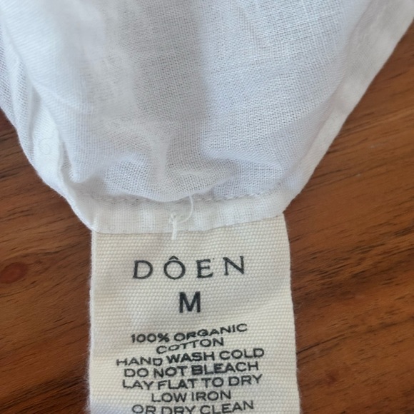 DOEN Elayne White Scallop Blouse - Picture 8 of 8